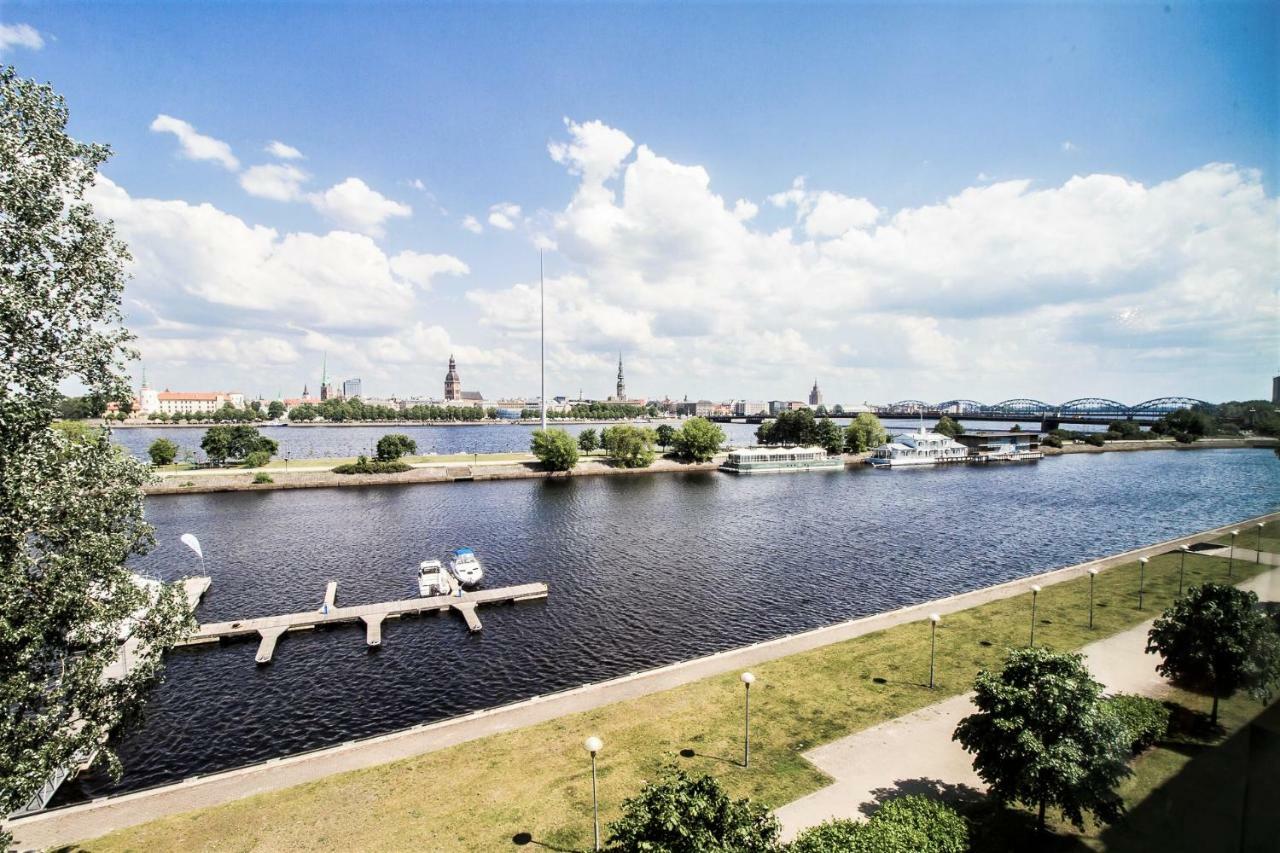 Winwinstay Superior Apartment By River Daugava Рига Экстерьер фото
